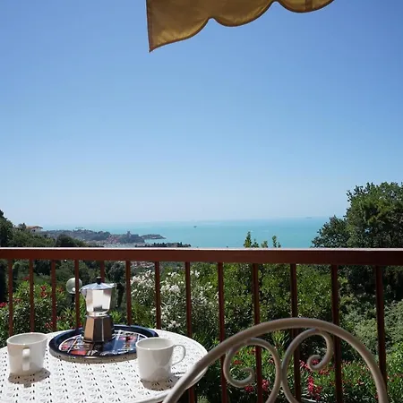 Casa Vacanze Le Terrazze San Terenzo Exterior foto